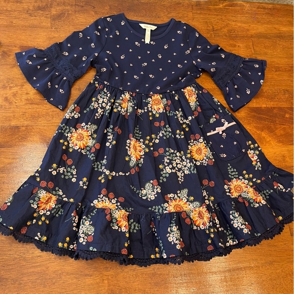 Girls Matilda Jane Navy cream floral dress size 8